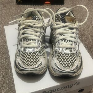 Saucony Kids Sneakers - White and Gray